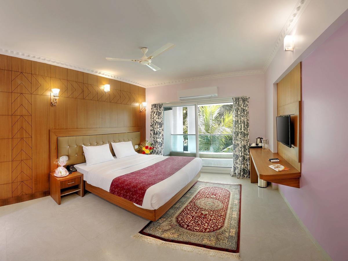 ホテルJyothis Residency コルル エクステリア 写真